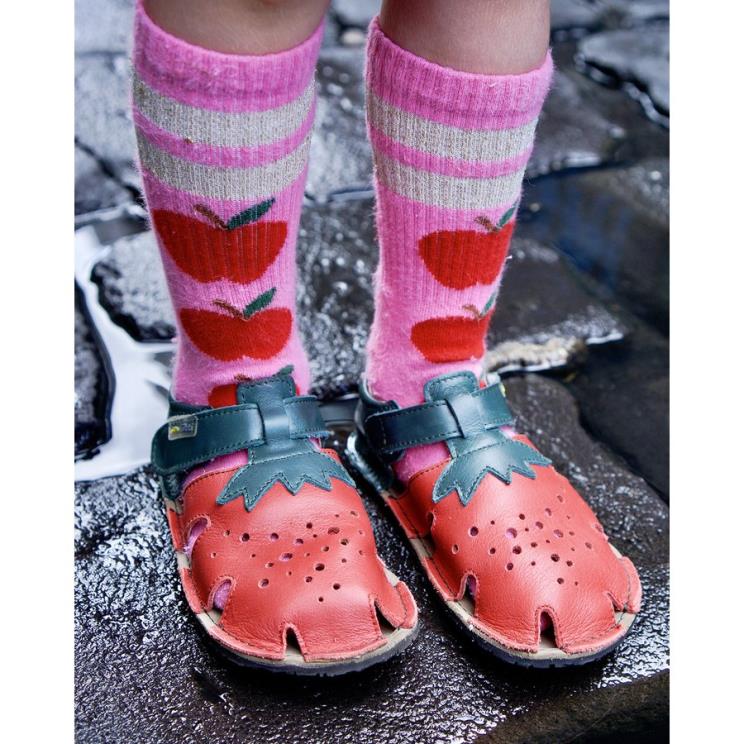 кожа арания деца ягода Tikki обувки B2B2P69